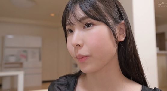 夫の部下に欲情されて抱かれてしまう[双葉れぇな]